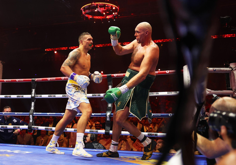 Merakla beklenen Tyson Fury - Oleksandr Usyk maçı hakem kararıyla bitti, Usyk tarihe geçti Ülkesi savaşta olduğu için...
