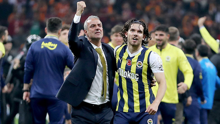 Derbide Galatasarayı deviren Fenerbahçeden 15 yıl sonra bir ilk İsmail Kartaldan dikkat çeken başarı...