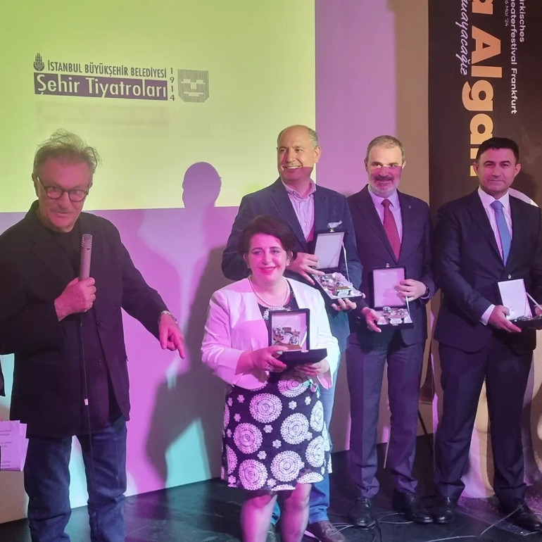 Frankfurt Türk Tiyatro Festivali ‘Sanata Evet’le başladı