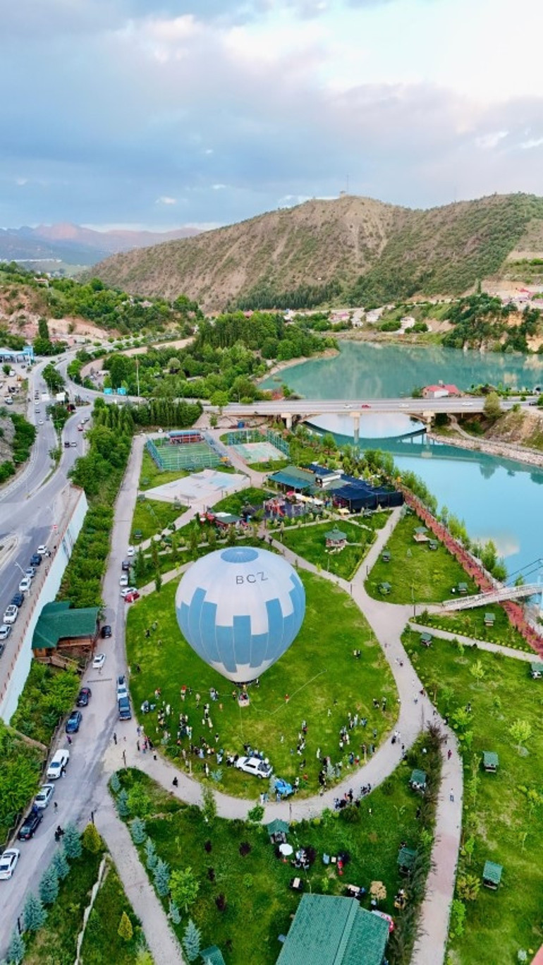Tuncelide bir ilk: Sıcak hava balonu turizmi başladı