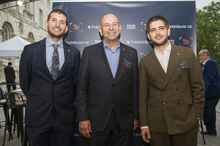 TurkishBank UK, Türk galerilere ‘Photo London Fuarı’nda sponsor oldu