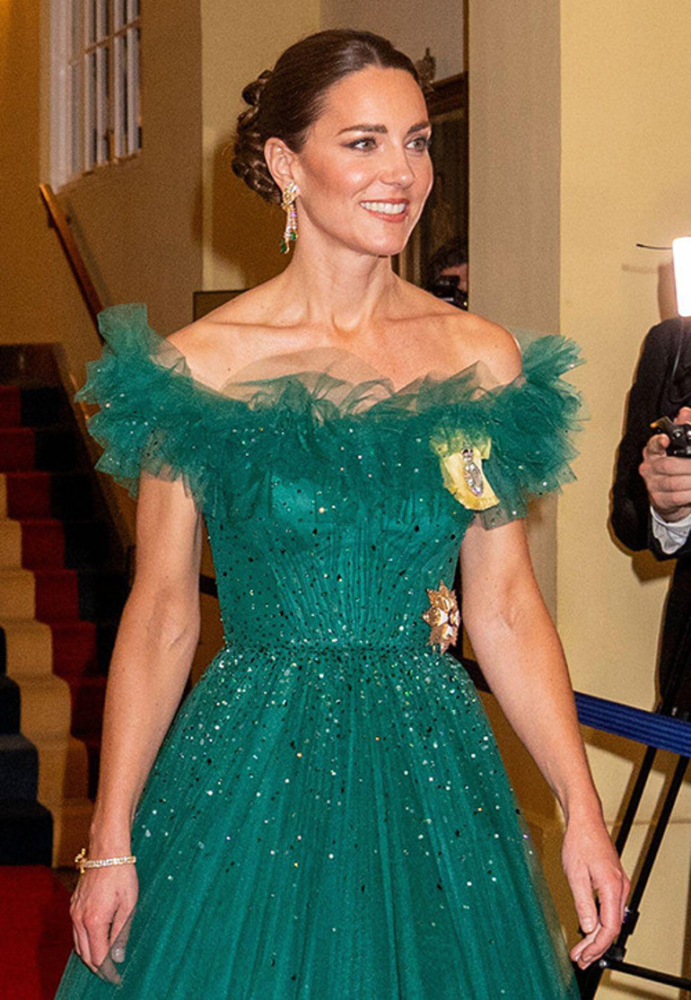 Herkes nerede olduğunu merak ediyordu... Kate hasta yatağından haber gönderdi Sözcüsü dönüşüne ilişkin ilk ipucunu verdi