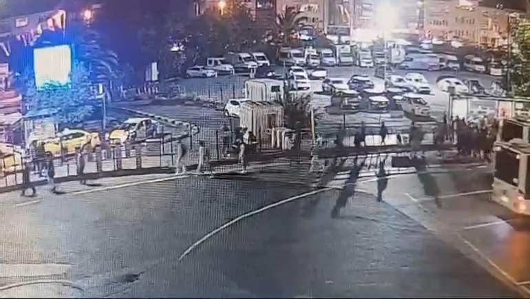 Bahar Kabanı katletmişti Katil Kadıköyde metrobüste yakalandı... Arbedede kendi silahından çıkan kurşunla öldü