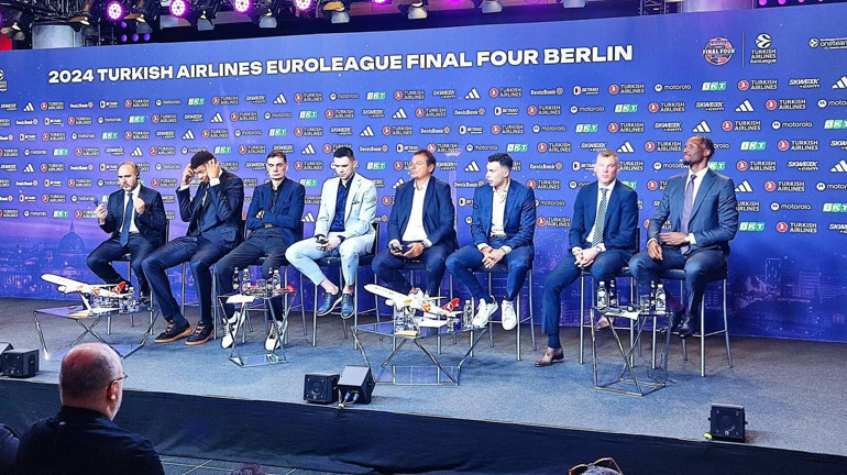 Final Four öncesi Ergin Atamandan Fenerbahçe ve gerginlik açıklaması Jasikeviciustan şaka: Hapistesin sanıyordum...
