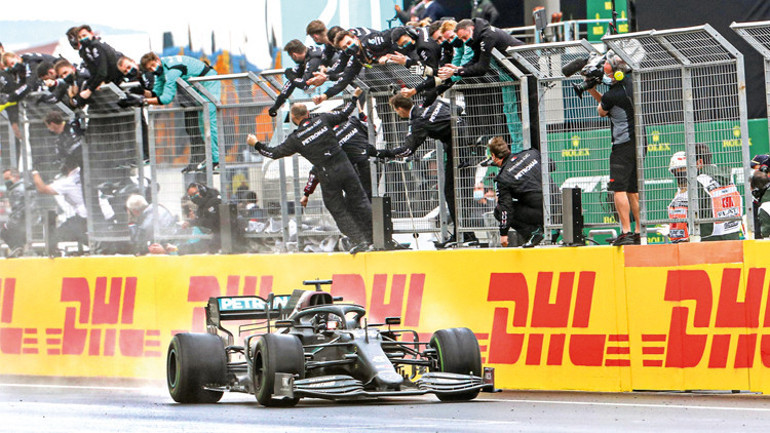 F1 pistinde tahliye çıkmazı: ‘Türkiye F1’i kaçırabilir’