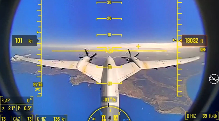 Selçuk Bayraktar o anları paylaştı... Bayraktar TB2 ve AKINCIdan tam isabet