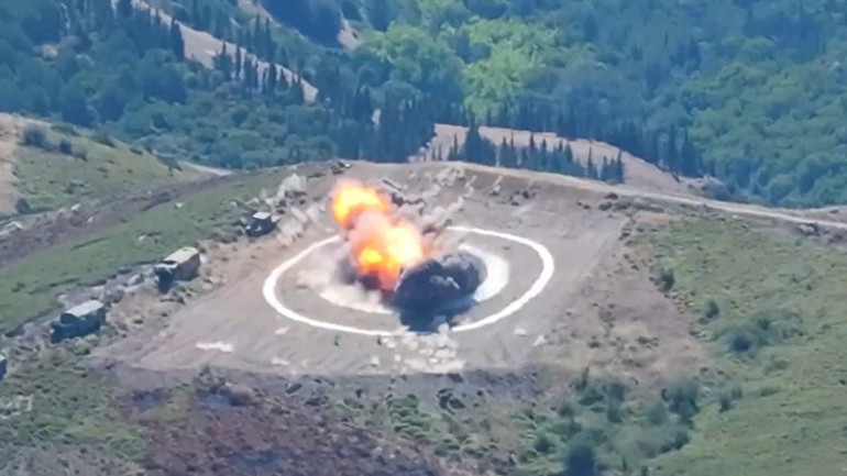 Selçuk Bayraktar o anları paylaştı... Bayraktar TB2 ve AKINCIdan tam isabet