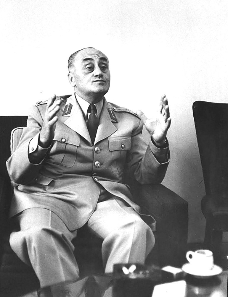 27 MAYISIN SANCILI SAYFALARI 1: Ölüm tehdidi altında bir Cumhurbaşkanı Seçimi...