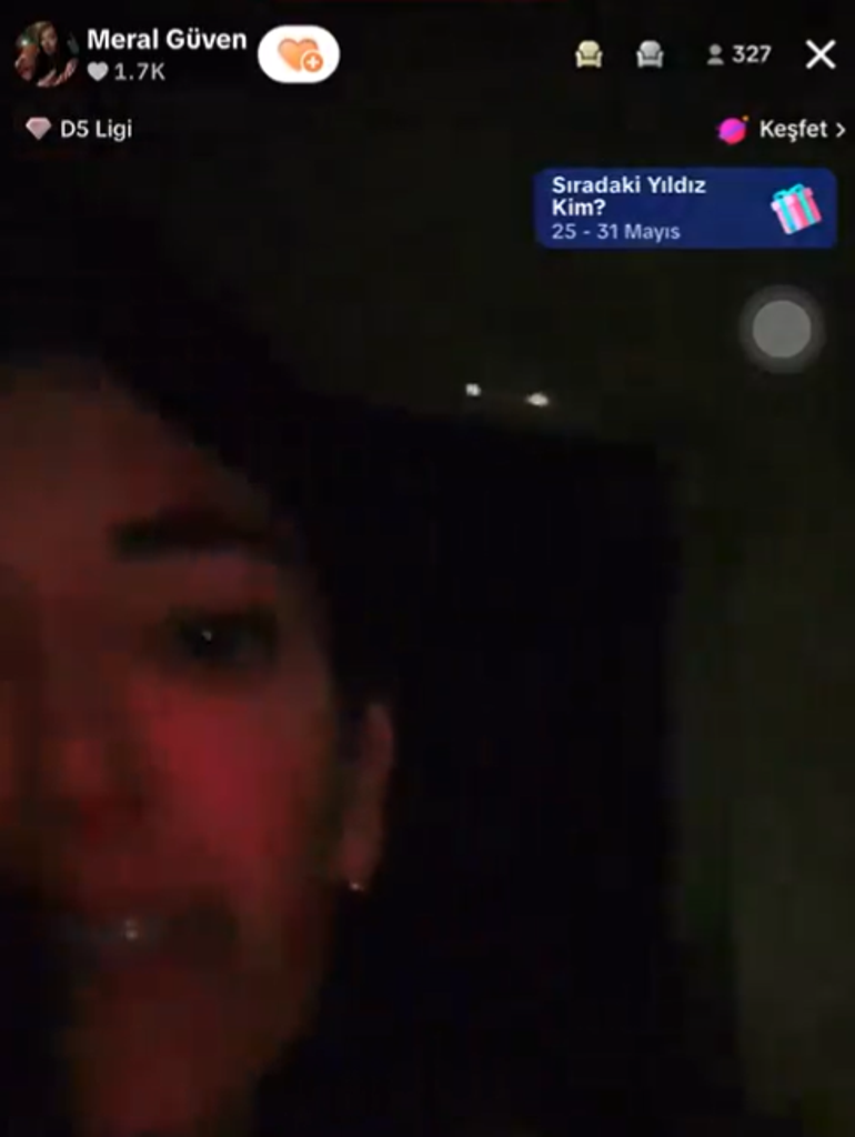 Astrolog Meral Güvenden canlı yayında Fenerbahçe taraftarına çok sert tepki ve ağır küfürler Herkes ters köşe oldu...