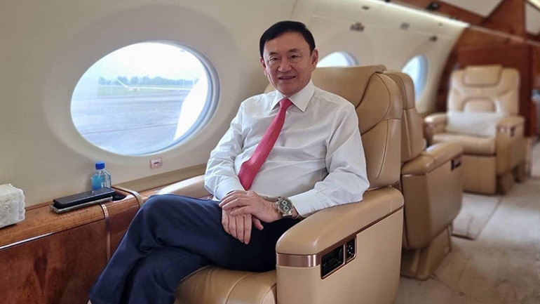 Eski Tayland Başbakanına krala hakaret soruşturması açıldı