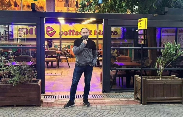 Diyarbakırda kafe sahibinden tepki çeken Kürtçe uygulaması: Gözaltına alındı