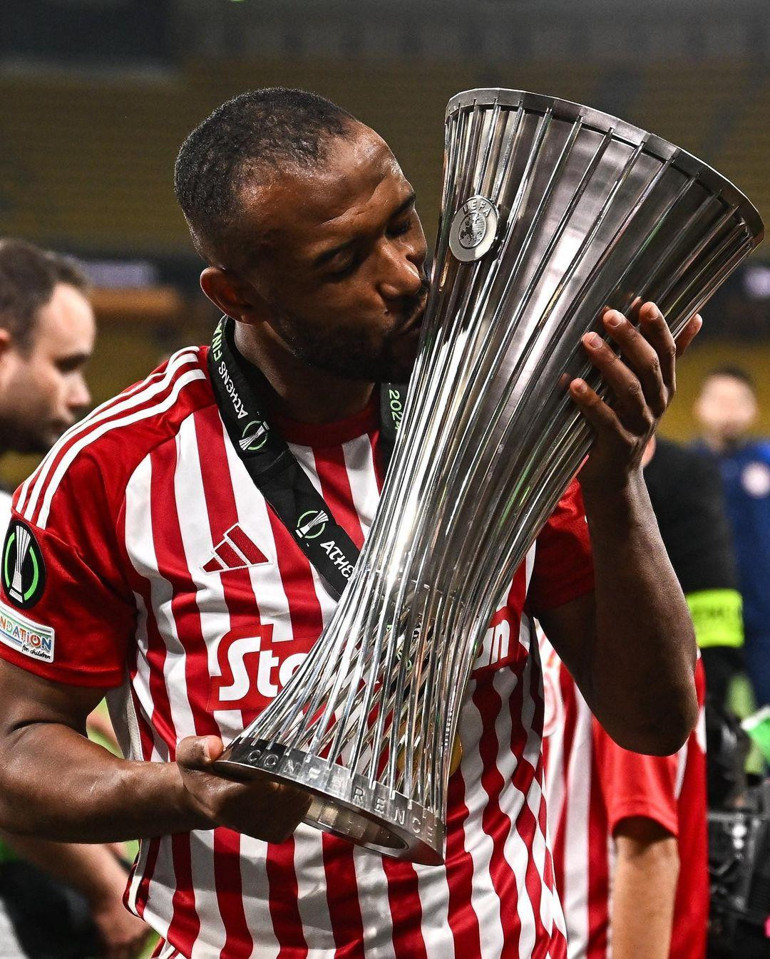 Fenerbahçeyi kahreden tablo: Olympiakos tarih yazınca ortaya çıktı Son 3 sezonda...