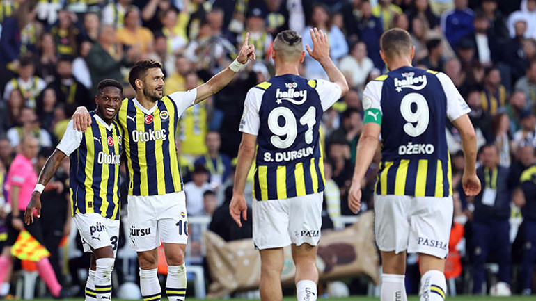 Galatasaray ve Fenerbahçe, Şampiyonlar Liginin yeni formatında nasıl ilerleyecek Temsilcilerimizin yolu belli oldu...