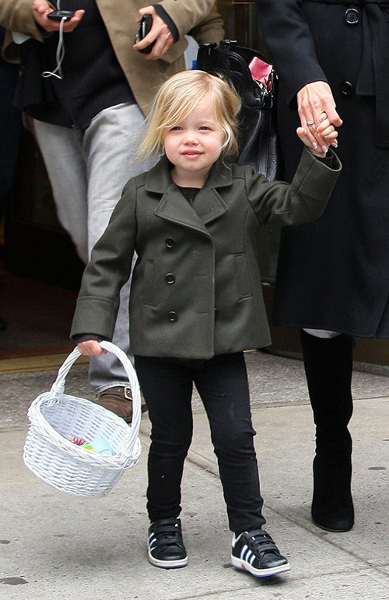 Shiloh 18 yaşına girdiği gün babasına acı bir darbe indirdi... En öfkeli kardeşleri bile bu kadarını yapmamıştı