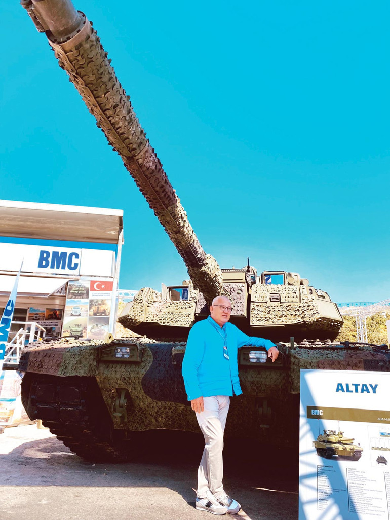 Nihayet hoş geldiniz Albay Konstantinos