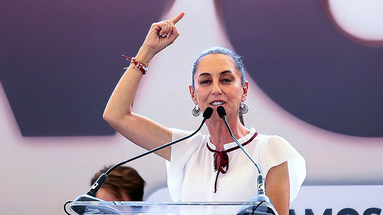 Meksikada seçim heyecanı: Ülke ilk kez bir kadın başkan seçebilir