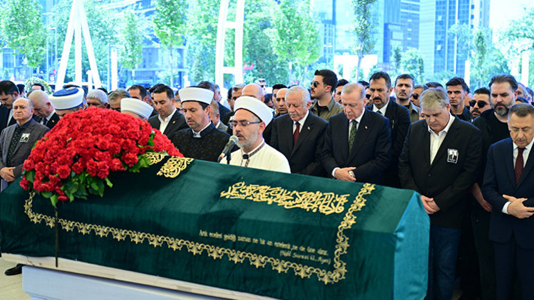 Özer Uçaran Çillere veda... Ülkemize hizmetleri olan biriydi