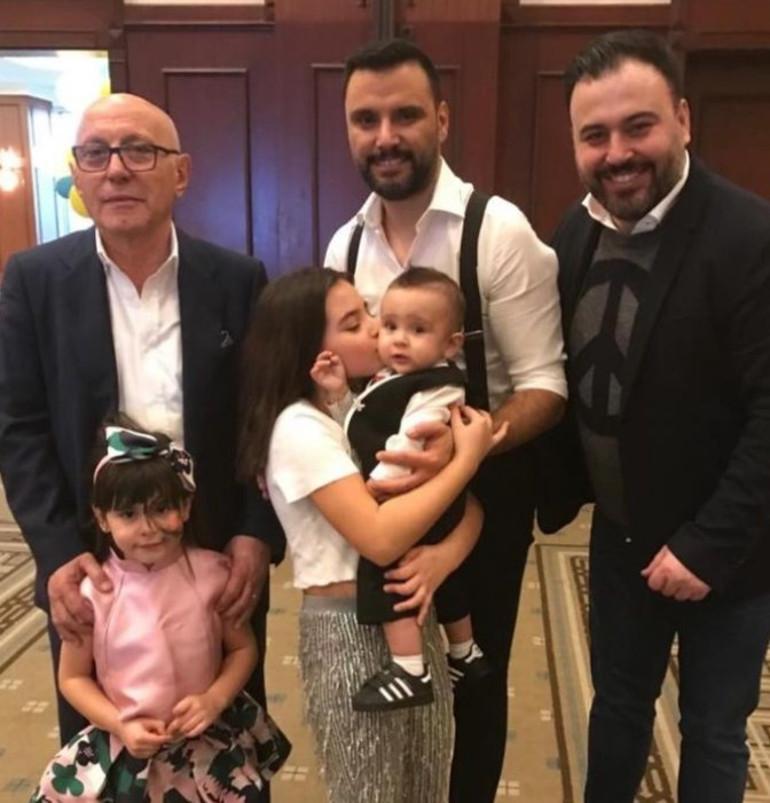 Usta oyuncunun büyük gururu Kızım onur belgesiyle mezun oldu