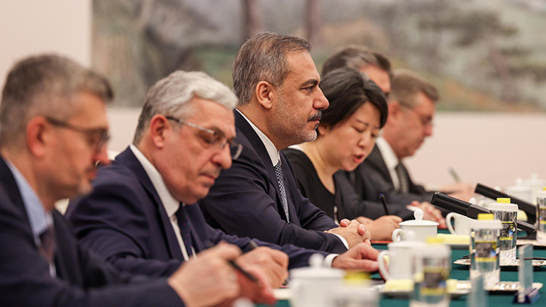 12 yıl sonra üst düzey ziyaret... Bakan Fidan, Sincan Özerk Bölgesinde… İşte öne çıkan 3 başlık