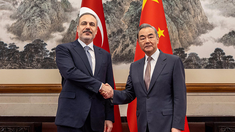 12 yıl sonra üst düzey ziyaret... Bakan Fidan, Sincan Özerk Bölgesinde… İşte öne çıkan 3 başlık