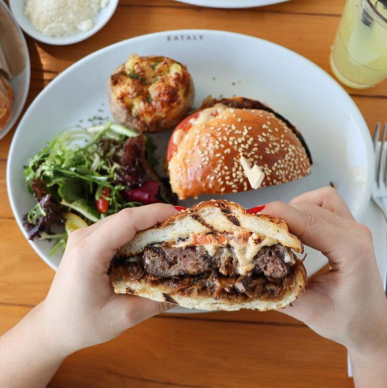 Etkinlikler dolup taşıyor