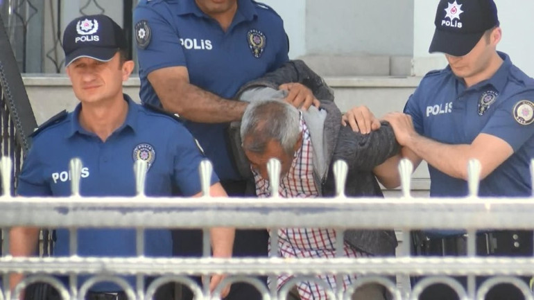 İstanbulda iğrenç olay Köpeğe cinsel istismarda bulunun şüpheli gözaltına alındı