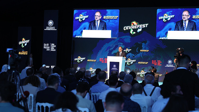 Bakan Özhaseki: Kalkınmamızı sağlayacağız ama hiçbir şekilde çevreyi kirletmeyeceğiz