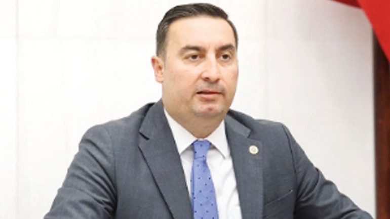 Meral Akşener sebeb-i ziyaretini açıklasa keşke