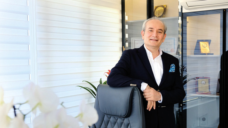 ‘Uyku dünyayı ve insanın iç dünyasını keşfetmeyi hedefleyen bir yolculuktur’