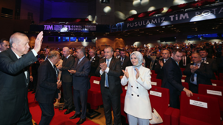 Son dakika... Cumhurbaşkanı Erdoğandan ihracatçılara müjde