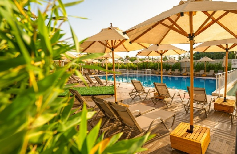 Seven For Life Thermal Hotelde erken rezervasyonla tatil keyfi