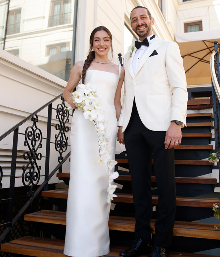 Ünlü oyuncu Merve Dizdar evlendi...Nikahtan ilk fotoğraflar