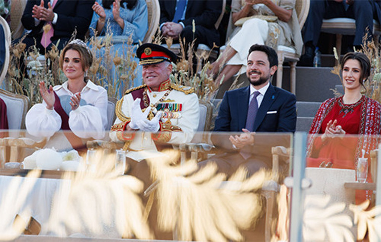 Düğünden 10 ay sonra hamile kalmıştı... Gelin hanımın karnı herkesi gölgede bıraktı