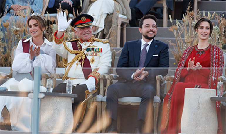 Düğünden 10 ay sonra hamile kalmıştı... Gelin hanımın karnı herkesi gölgede bıraktı