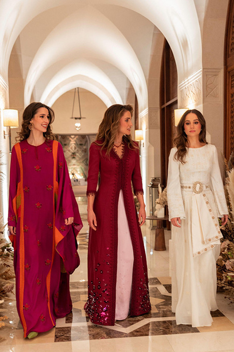 Düğünden 10 ay sonra hamile kalmıştı... Gelin hanımın karnı herkesi gölgede bıraktı