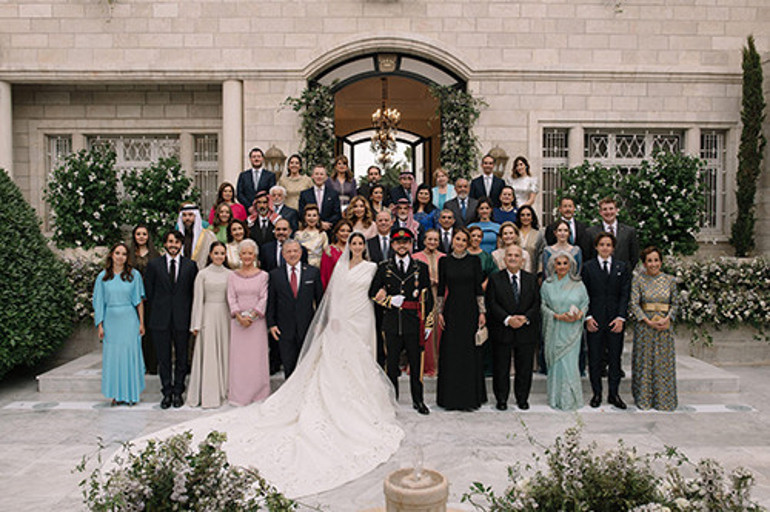 Düğünden 10 ay sonra hamile kalmıştı... Gelin hanımın karnı herkesi gölgede bıraktı