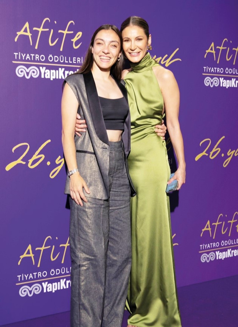 Tiyatronun ödül gecesi