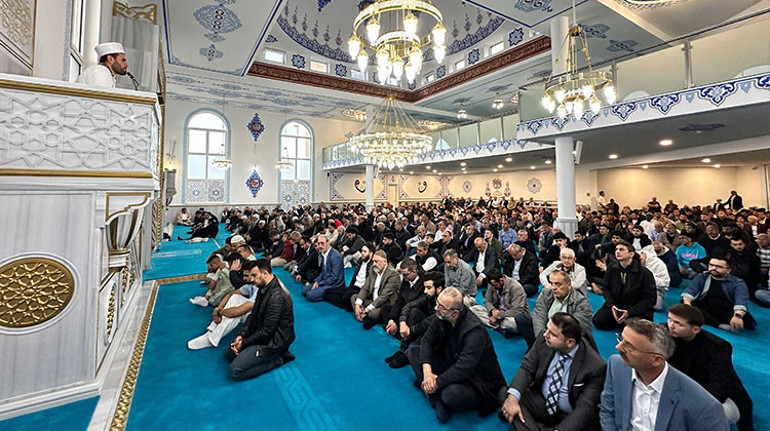 Avrupa’da bayram coşkusu