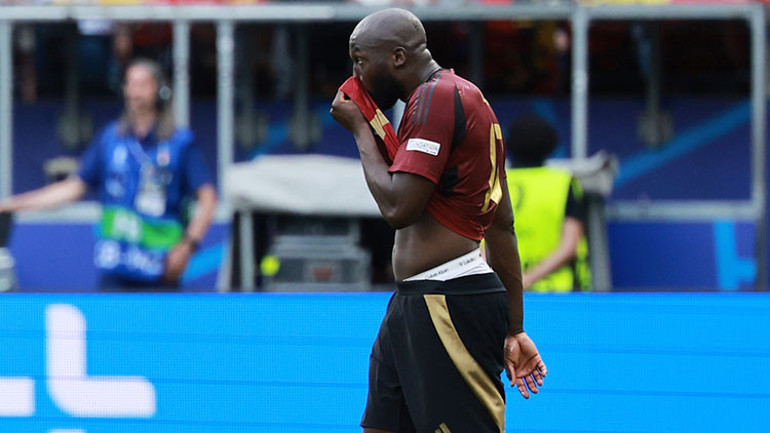 EURO 2024te 4. gün sürprizlerle geride kaldı Halil Umut Melerin kararları, Romelu Lukakunun turnuva laneti ve Kylian Mbappenin kırık burnu...