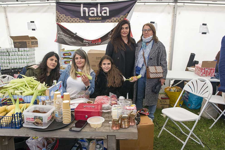 12. Britanya Alevi Festivali’nde binlerce kişi bir araya geldi