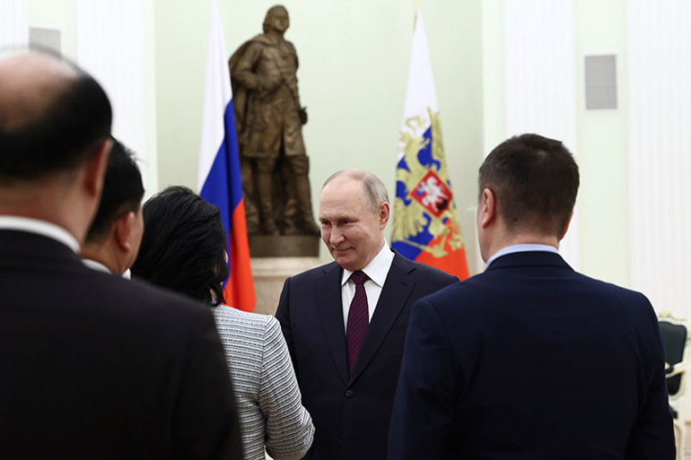 Dünya, 24 yıl sonraki kritik buluşmayı diken üstünde bekliyor… Putin’in Kuzey Kore ziyareti ABD’yi alarma geçirdi Beyaz Saraydan ilk açıklama