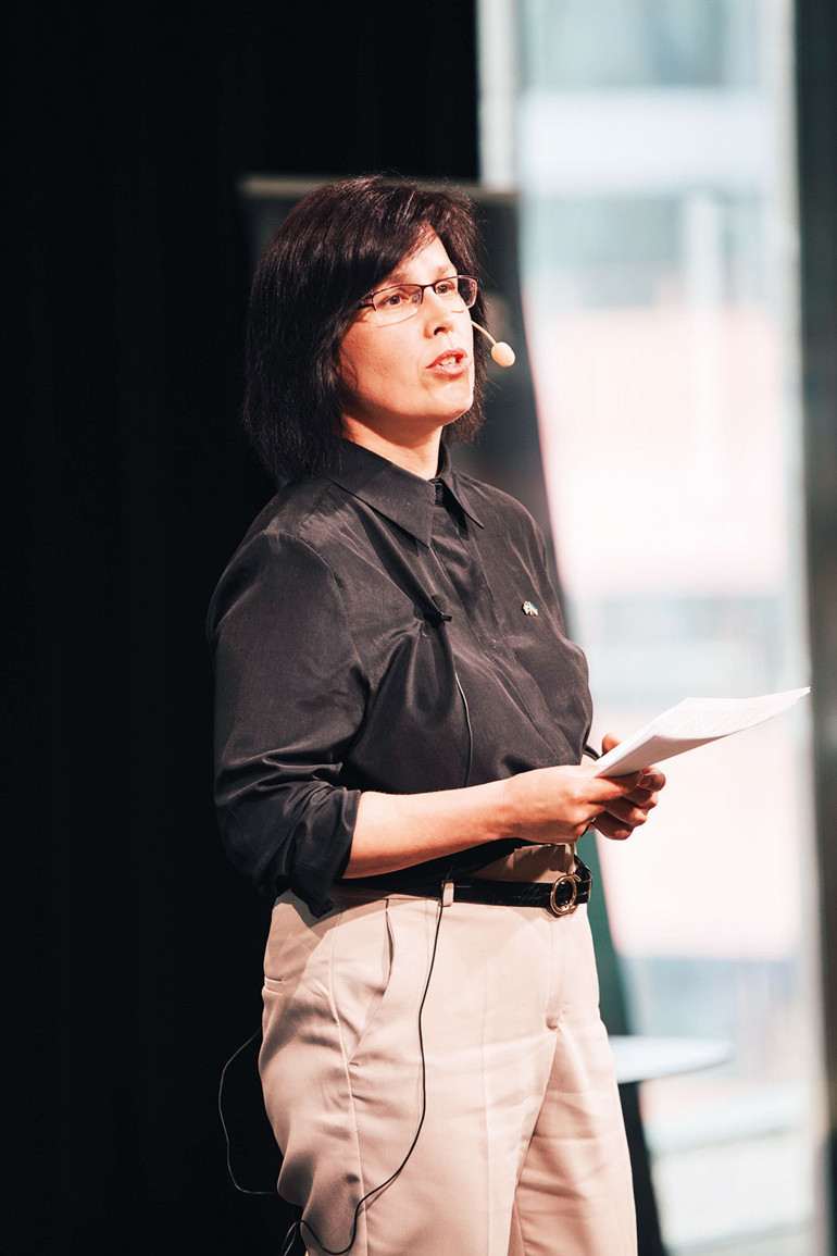 ‘Değersiz olduğunuzu düşünmek ve hiçbir şeyi hak etmediğinize inanmak kolaydır’