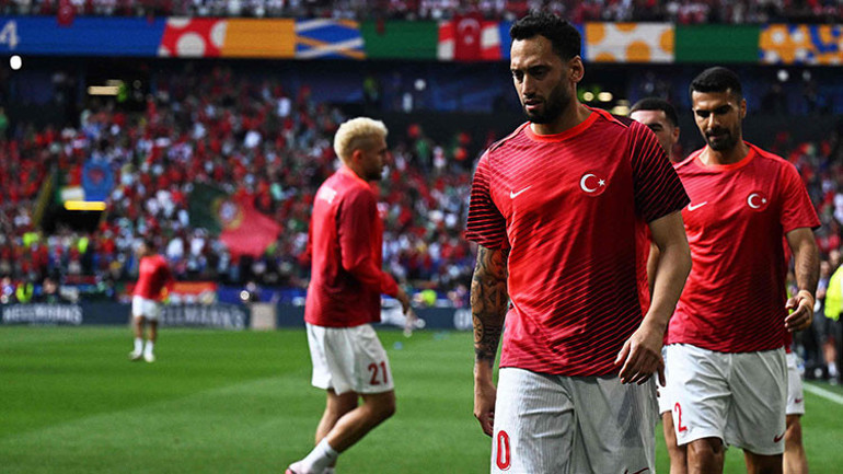 A Milli Takımın Portekiz yenilgisinin ardından yapılan eleştiriler haklı mı Hakan Çalhanoğlu isyan etmişti, altı turnuvada sadece bir kez başarıldı...