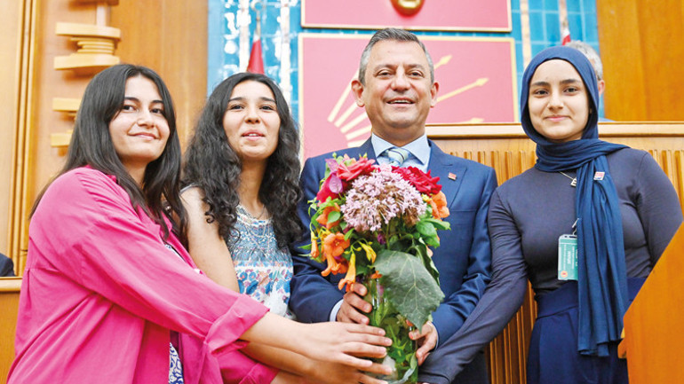 Özel’den Şimşek yorumu: Aynı dili konuşmuyoruz