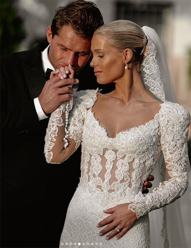 Evlilik bitti, söylentiler başladı... Sevgilisini hazırlayıp karısını bıraktı