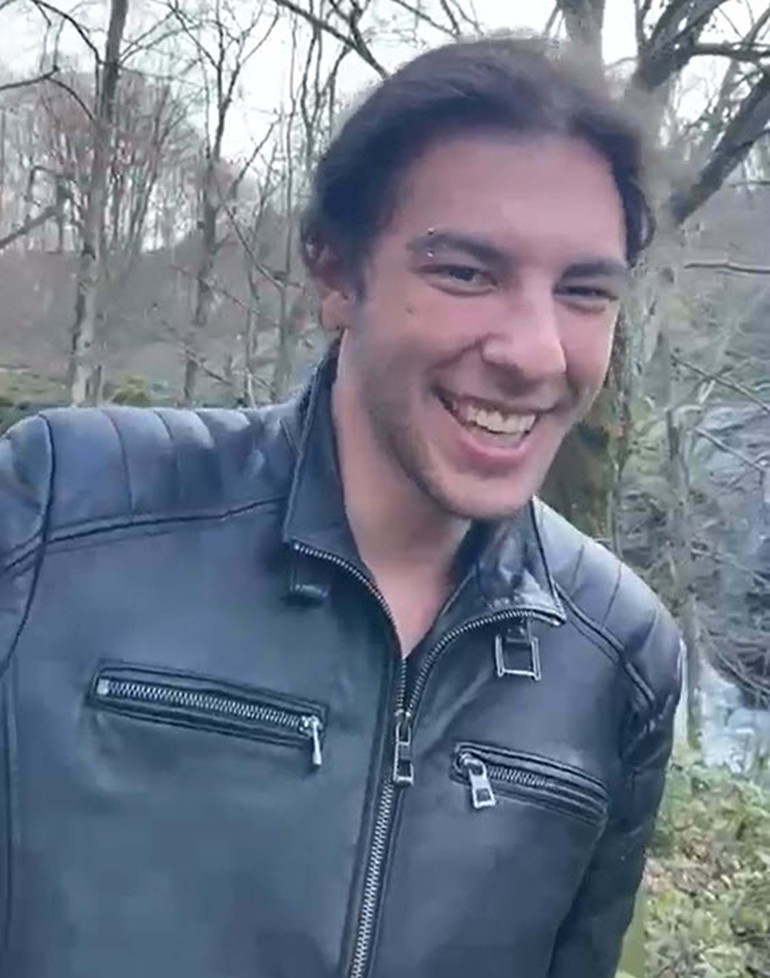 Son dakika haberi Motokurye Ata Emre Akmanın vahşice katledilmesi yasa boğmuştu... Ata Emre Akman davasında ara karar