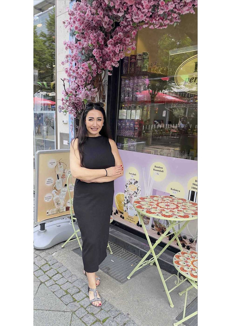 Çifte vatandaşlığa yoğun ilgi: ‘Mavi Kart’la o ülkeye ait değildik’