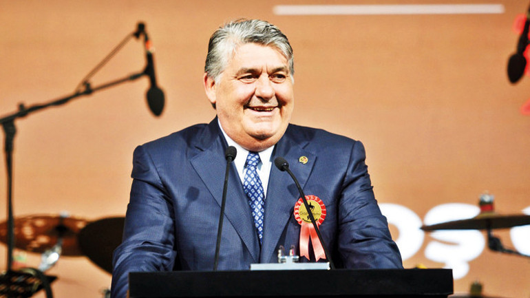 Dev koşuya renkli gala
