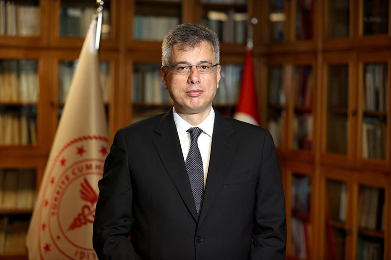 Son dakika: Kabinede görev değişimleri Resmi Gazetede yayımlandı