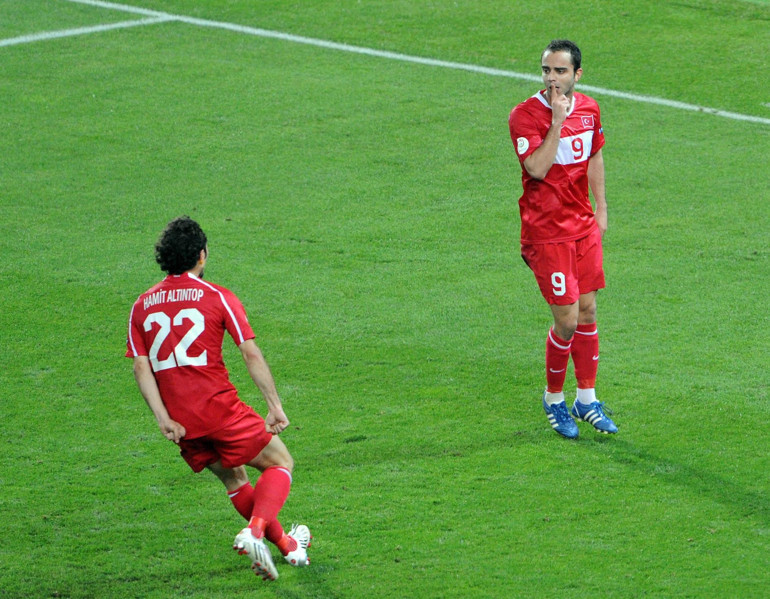 EURO 2008in kahramanları Hürriyete konuştu: Biz bitti demeden bitmez dedik, sıra Bizim Çocuklarda